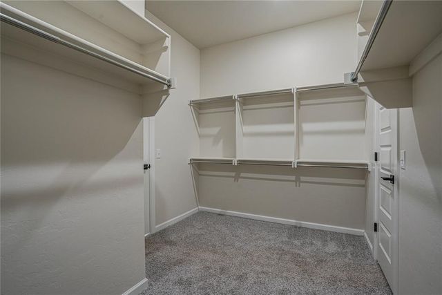 140 Meadowlark Lane, Blanchard, OK 73010