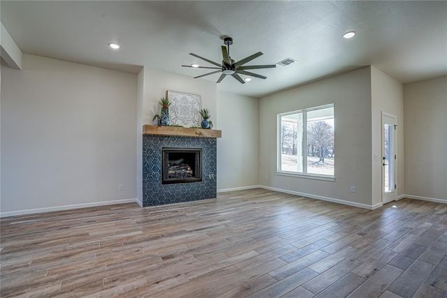 140 Meadowlark Lane, Blanchard, OK 73010