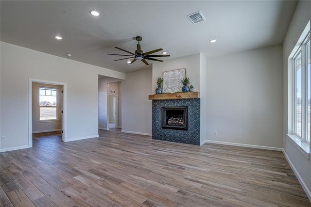 140 Meadowlark Lane, Blanchard, OK 73010