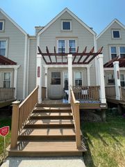 219 N Walnut Street F, Bensenville, IL 60106