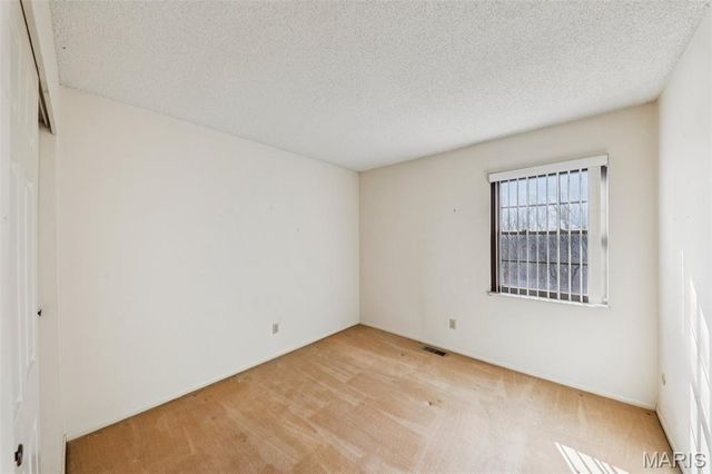 2369 Hidden Meadow Lane, Ballwin, MO 63021