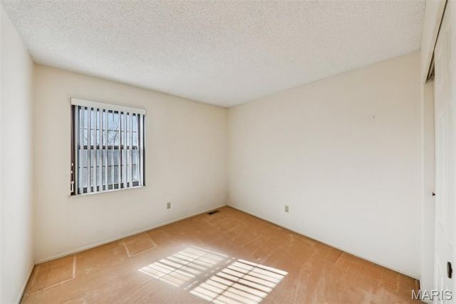 2369 Hidden Meadow Lane, Ballwin, MO 63021