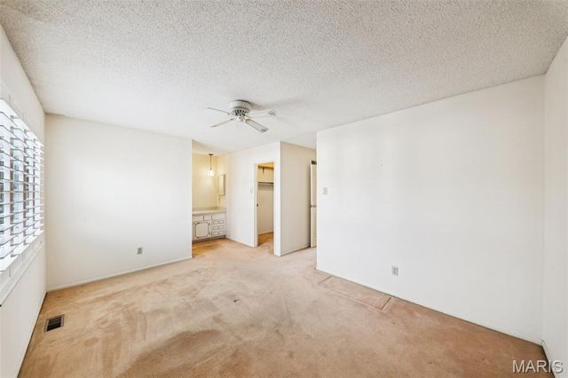 2369 Hidden Meadow Lane, Ballwin, MO 63021