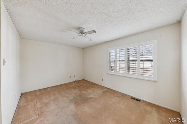 2369 Hidden Meadow Lane, Ballwin, MO 63021