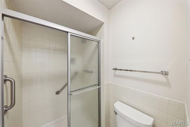 2369 Hidden Meadow Lane, Ballwin, MO 63021