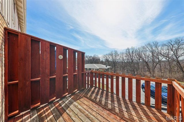 2369 Hidden Meadow Lane, Ballwin, MO 63021