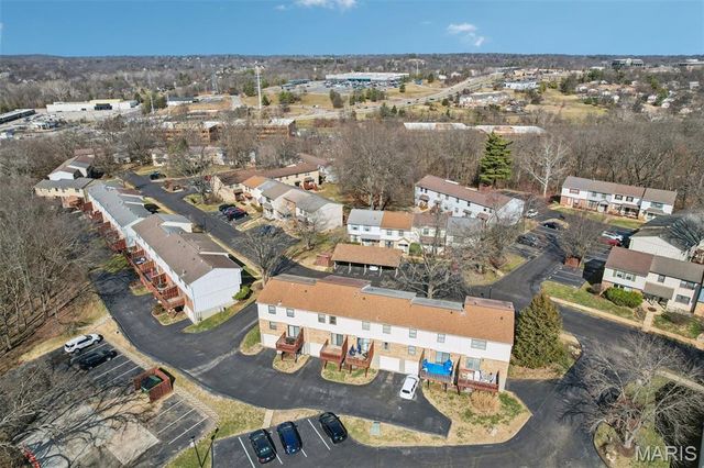 2369 Hidden Meadow Lane, Ballwin, MO 63021