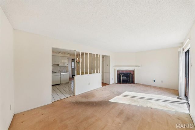 2369 Hidden Meadow Lane, Ballwin, MO 63021