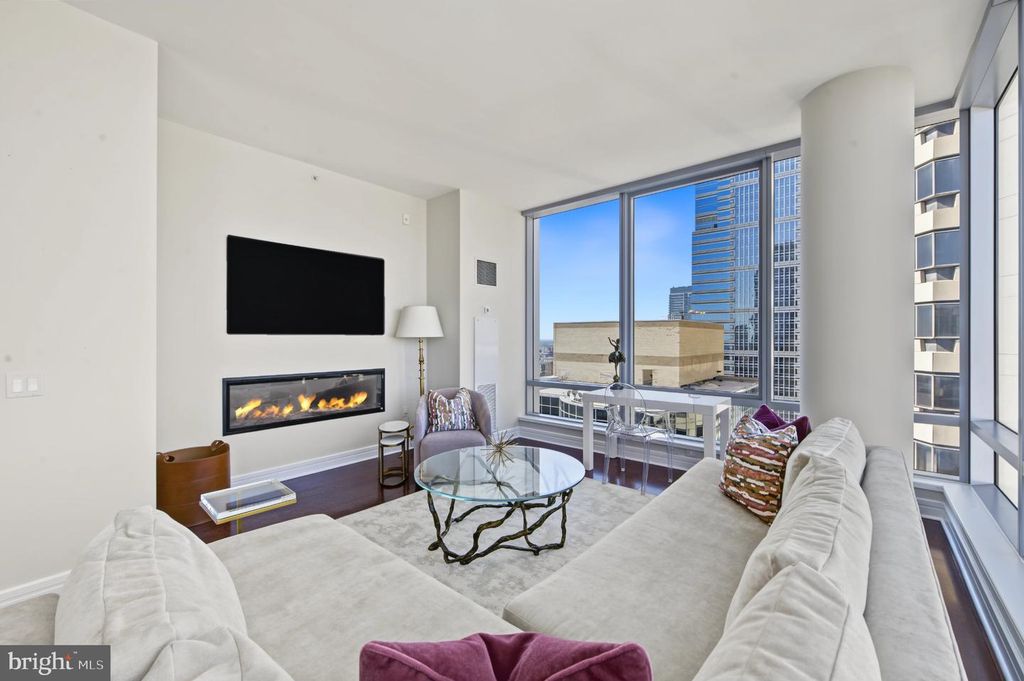 1414 S PENN SQ #35F, PHILADELPHIA, PA 19102 — photo 4