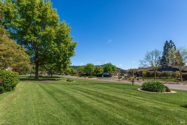 1913 Hopper Way, Yountville, CA 94599