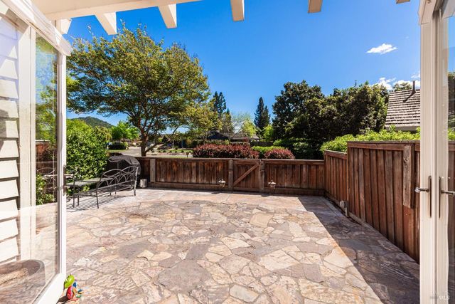 1913 Hopper Way, Yountville, CA 94599