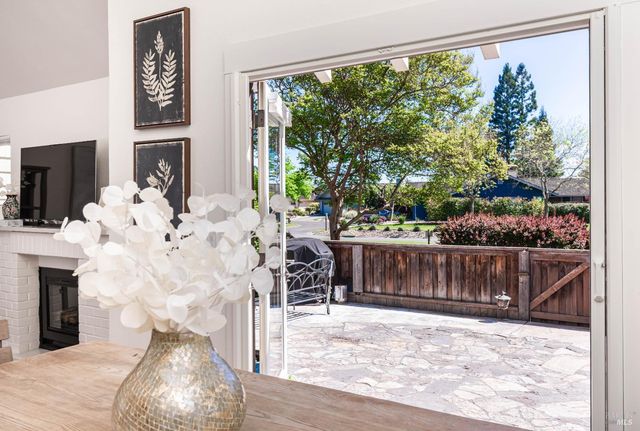 1913 Hopper Way, Yountville, CA 94599