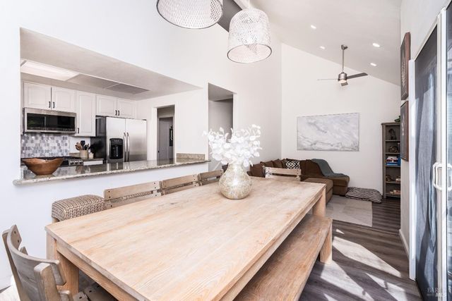 1913 Hopper Way, Yountville, CA 94599