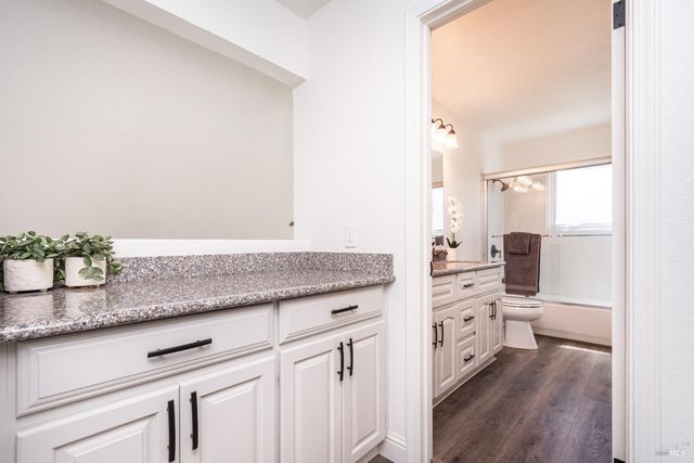 1913 Hopper Way, Yountville, CA 94599