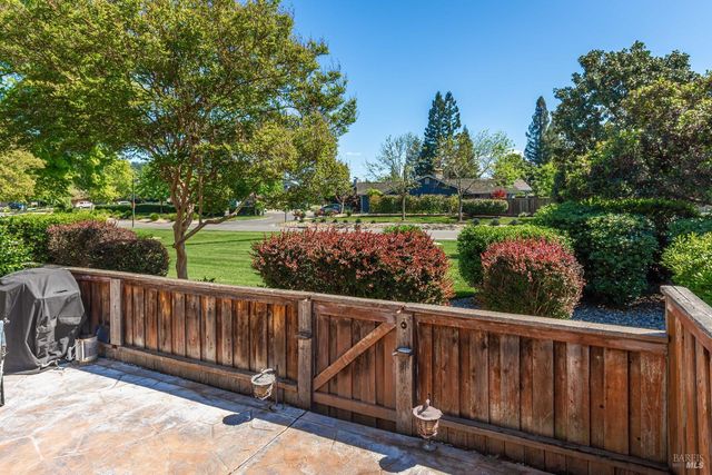 1913 Hopper Way, Yountville, CA 94599