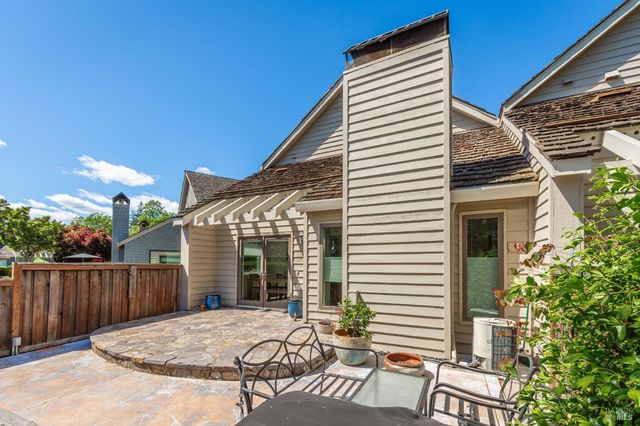 1913 Hopper Way, Yountville, CA 94599