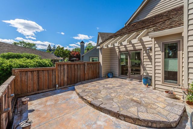 1913 Hopper Way, Yountville, CA 94599