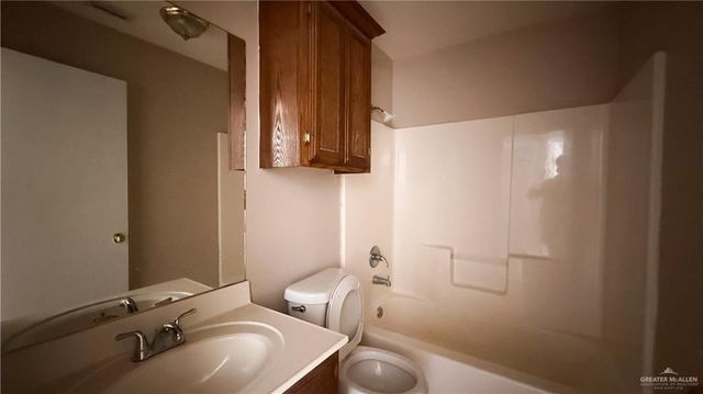 3707 W Zelma Street, Edinburg, TX 78541