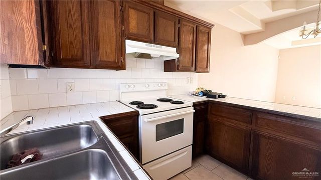 3707 W Zelma Street, Edinburg, TX 78541