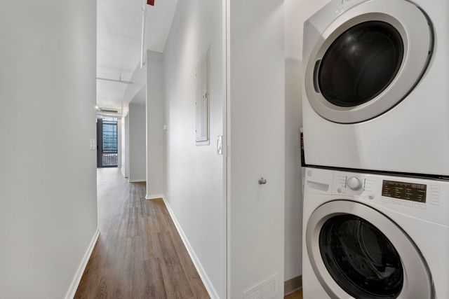 212 E Cullerton Street 700, Chicago, IL 60616