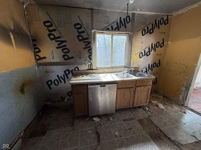 3061 N Tacoma Avenue, Indianapolis, IN 46218