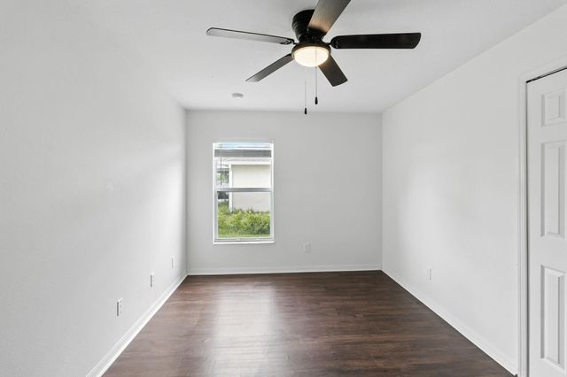 1649 SW Morelia Ln, Port St Lucie, FL 34953