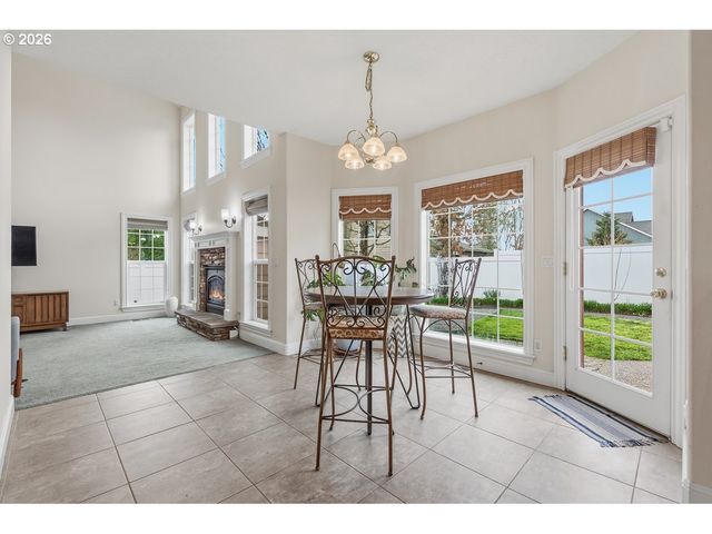 1402 BEGONIA Ave, Forest Grove, OR 97116