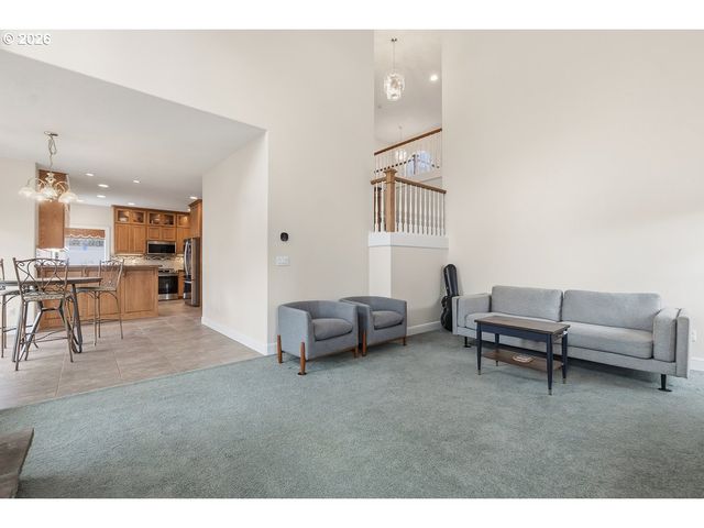 1402 BEGONIA Ave, Forest Grove, OR 97116