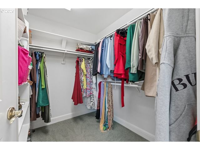 1402 BEGONIA Ave, Forest Grove, OR 97116