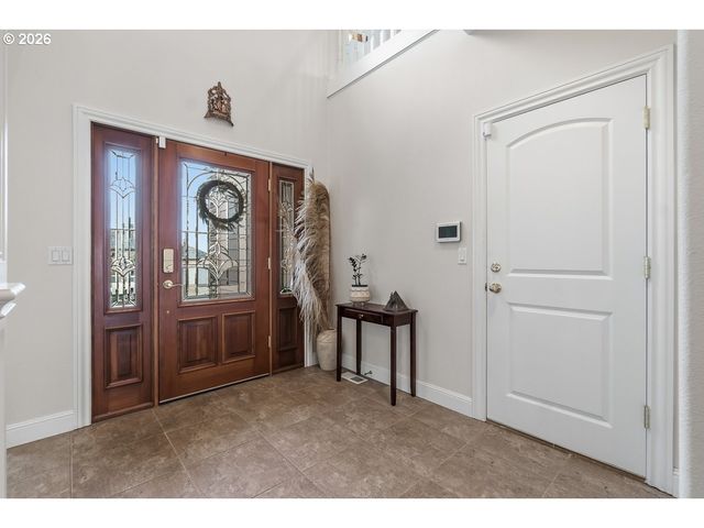 1402 BEGONIA Ave, Forest Grove, OR 97116