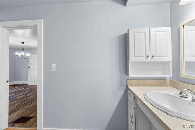 606 South Terry Road, Geddes, NY 13219