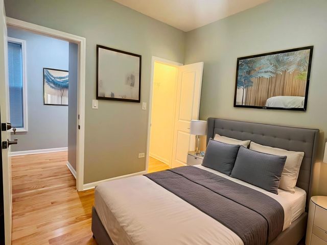 1750 W Cermak Road 2, Chicago, IL 60608