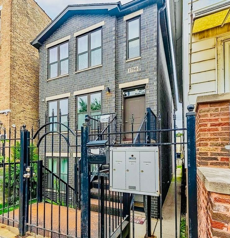 1750 W Cermak Road 2, Chicago, IL 60608