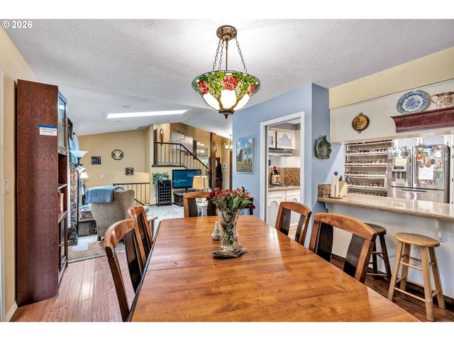 1910 Se CREIGHTON Ave, Milwaukie, OR 97267