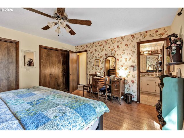 1910 Se CREIGHTON Ave, Milwaukie, OR 97267