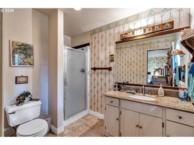 1910 Se CREIGHTON Ave, Milwaukie, OR 97267