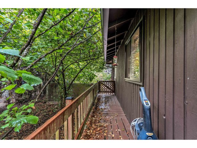 1910 Se CREIGHTON Ave, Milwaukie, OR 97267