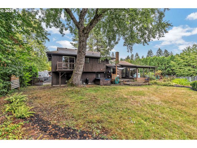 1910 Se CREIGHTON Ave, Milwaukie, OR 97267
