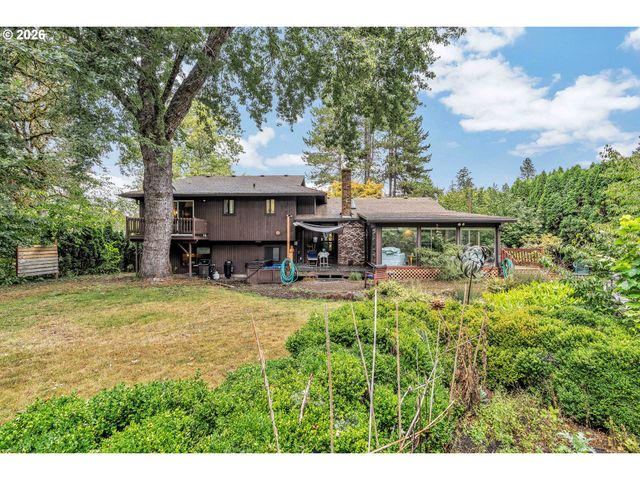 1910 Se CREIGHTON Ave, Milwaukie, OR 97267