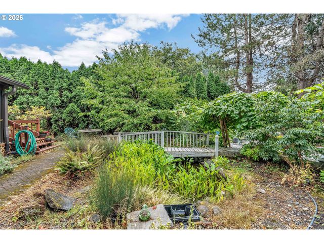 1910 Se CREIGHTON Ave, Milwaukie, OR 97267