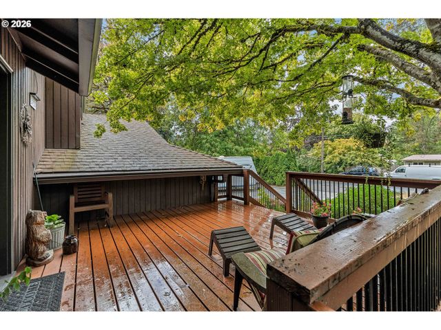 1910 Se CREIGHTON Ave, Milwaukie, OR 97267