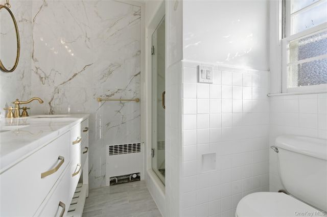 467 Hempstead Avenue, Rockville Centre, NY 11570