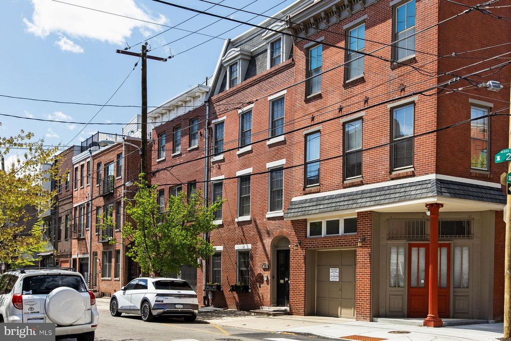826 S 2ND ST #3, Philadelphia, PA 19147