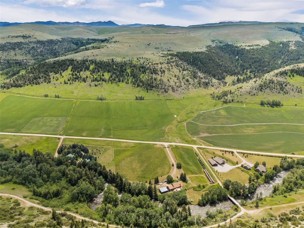 380 W Boulder Road, Mcleod, MT 59052 photo 3