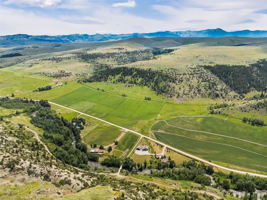 380 W Boulder Road, Mcleod, MT 59052 photo 6