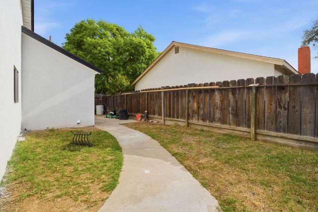 2528 Pescadero Pl, Modesto, CA 95355