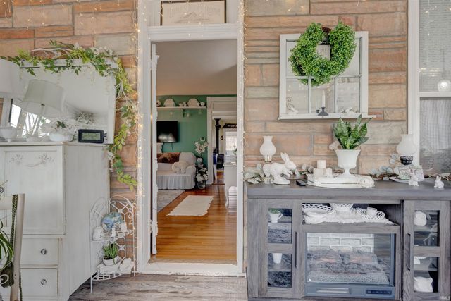 8229 S 950 W, Owensville, IN 47665