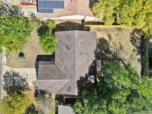 822 Robinair Dr, San Antonio, TX 78245