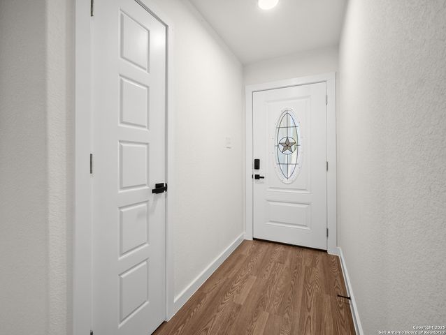 822 Robinair Dr, San Antonio, TX 78245