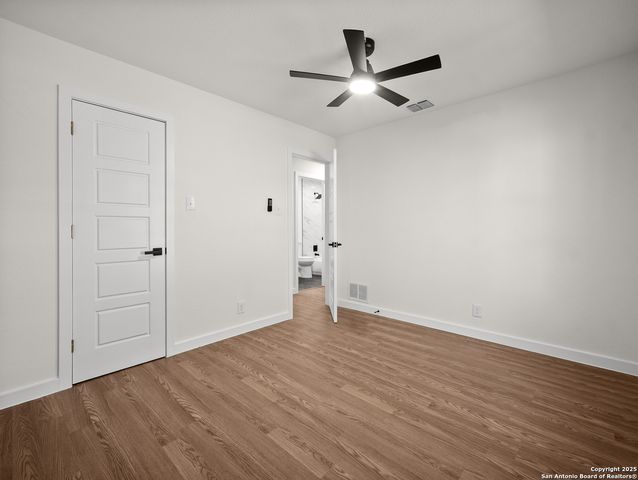 822 Robinair Dr, San Antonio, TX 78245